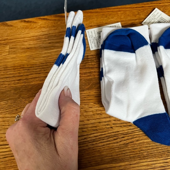 Art Mind ,youth socks , pack of 3, size 9-11 , New - Picture 3 of 6